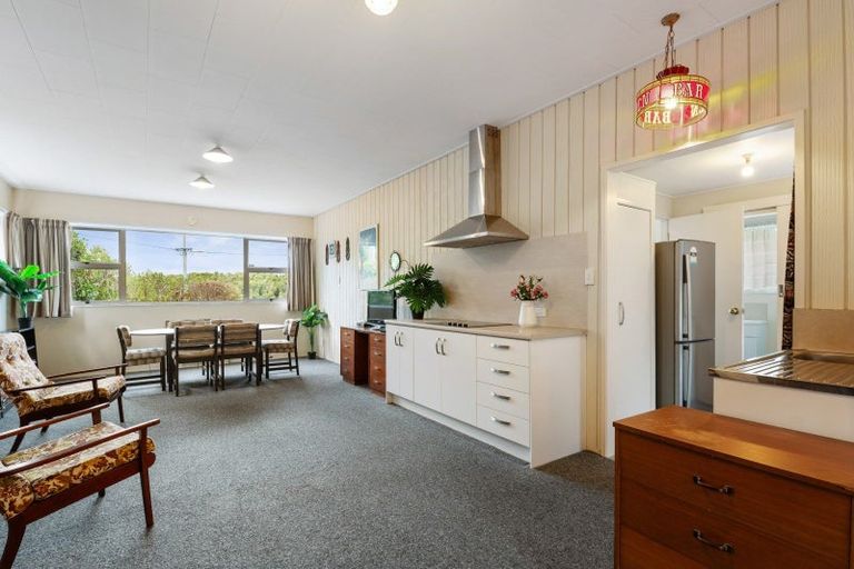 Photo of property in 98 Spencer Road, Lake Tarawera, Rotorua, 3076