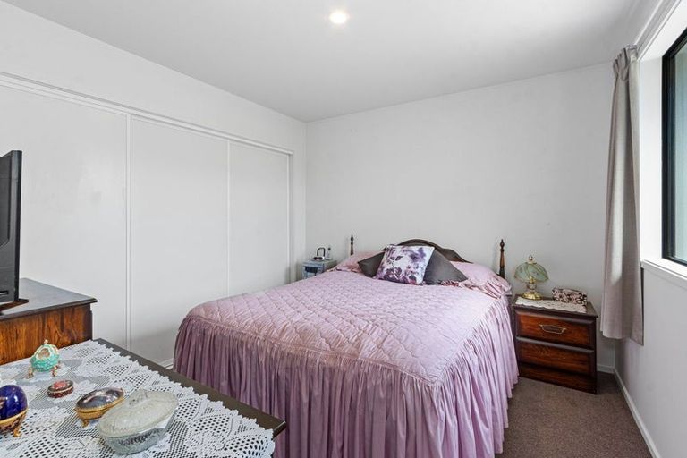 Photo of property in 174a Bowhill Road, New Brighton, Christchurch, 8083