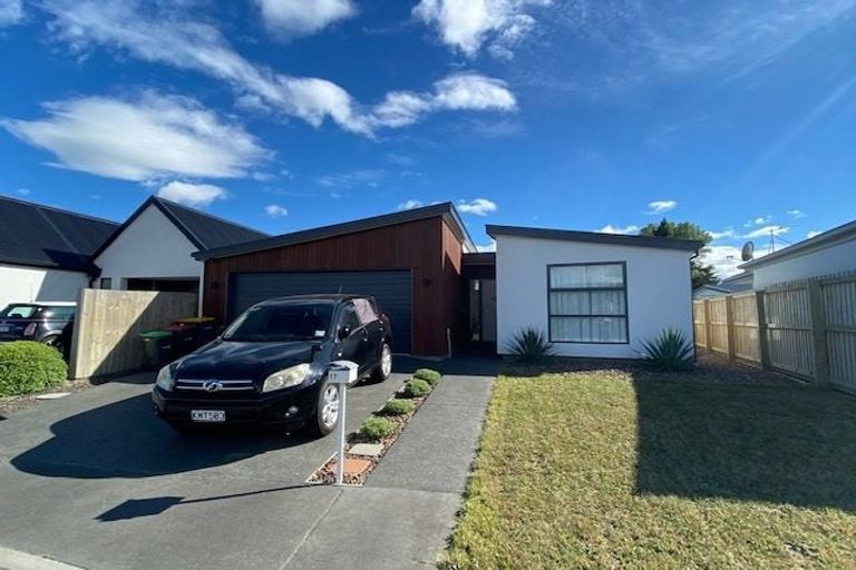 Photo of property in 17 Berg Way, Belfast, Christchurch, 8051