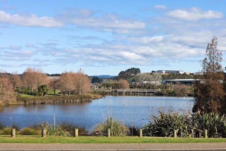 Photo of property in 9 Lakeview Quay, Pyes Pa, Tauranga, 3112