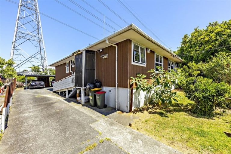 Photo of property in 209 Bairds Road, Otara, Auckland, 2023