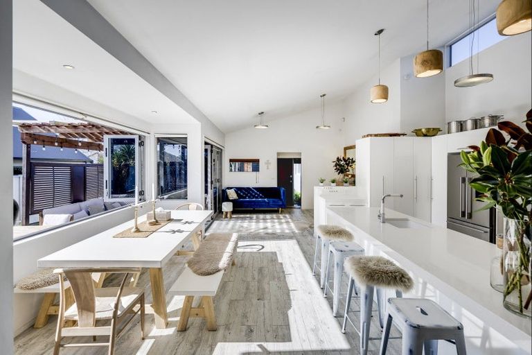 Photo of property in 76 Russell Robertson Drive, Havelock North, 4130