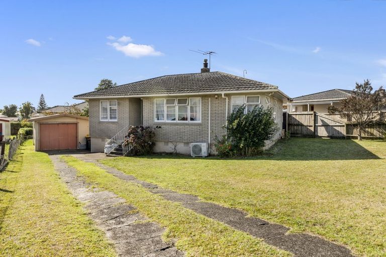 Photo of property in 64 Tawa Crescent, Manurewa, Auckland, 2102
