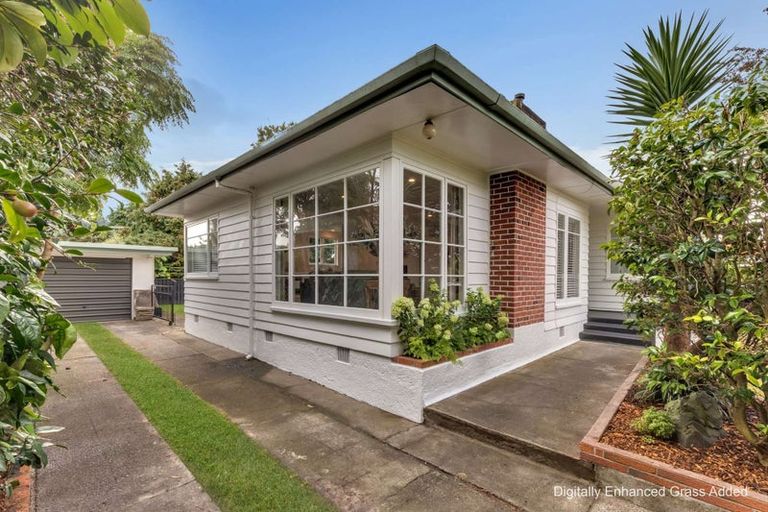 Photo of property in 6 Trent Avenue, Hokowhitu, Palmerston North, 4410