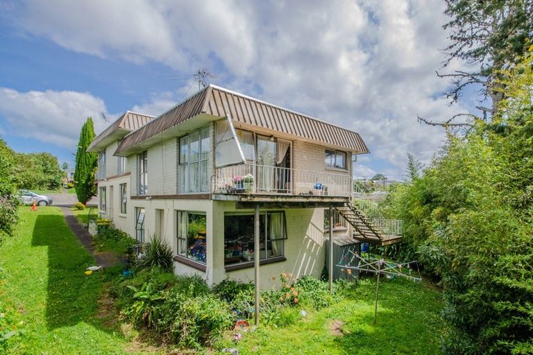 Photo of property in 4/28 Copley Street, New Lynn, Auckland, 0600