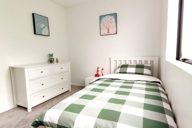 Photo of property in 10 Waka Street, Albany Heights, Auckland, 0632