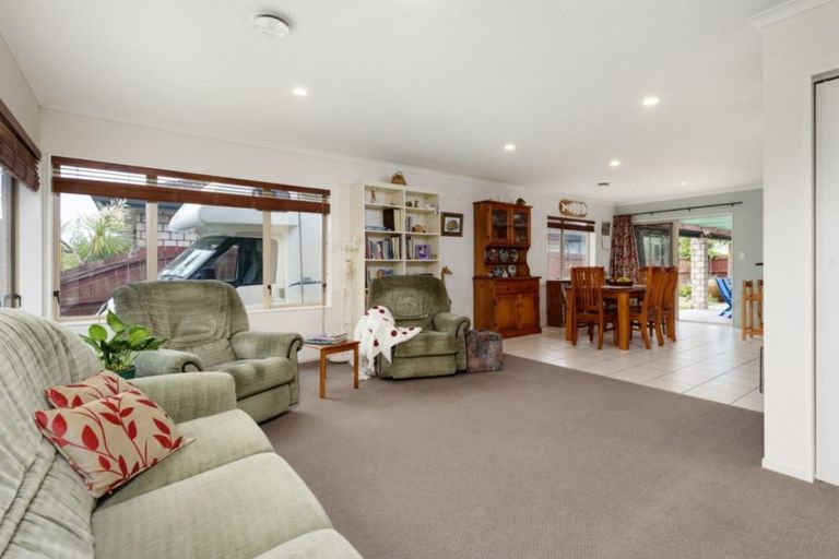 Photo of property in 15 Marick Place, Papamoa Beach, Papamoa, 3118