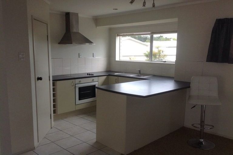 Photo of property in 2/13 Alexander Street, Papakura, 2110