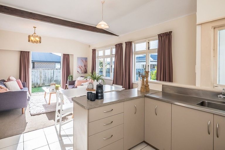 Photo of property in 58b Salisbury Street, Levin, 5510