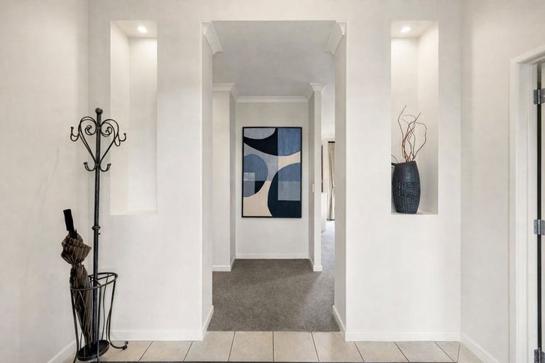 Photo of property in 53 Barrington Drive, Huntington, Hamilton, 3210