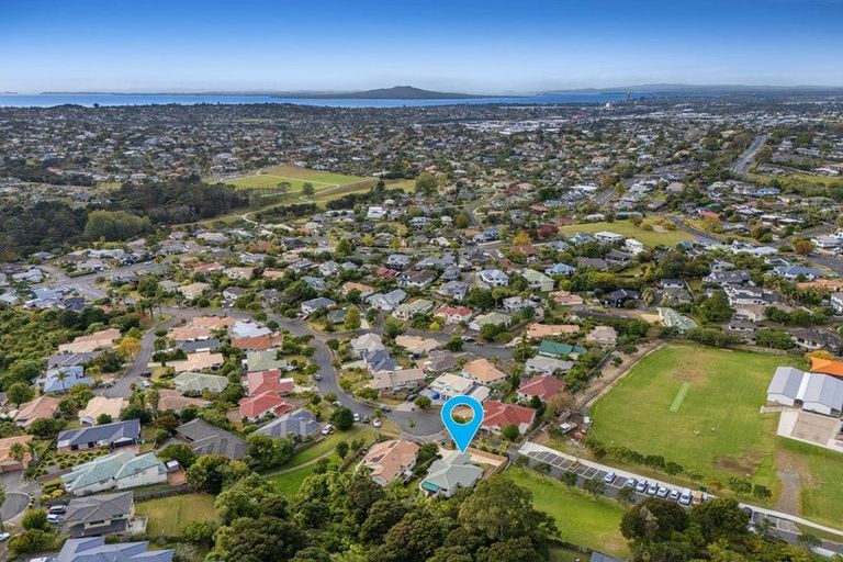 Photo of property in 29 Westminster Gardens, Unsworth Heights, Auckland, 0632