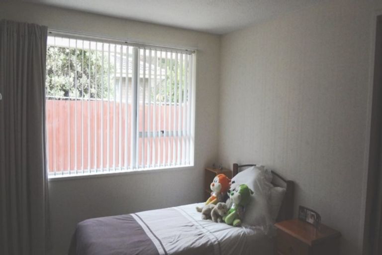 Photo of property in 67 Karnak Crescent, Russley, Christchurch, 8042