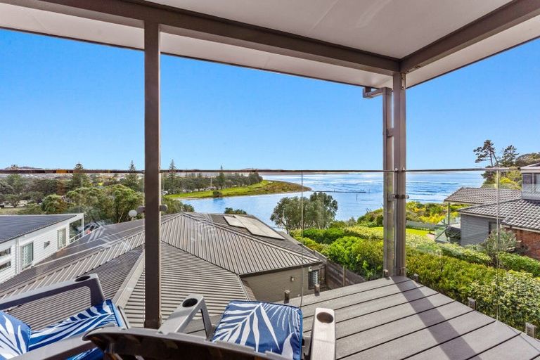 Photo of property in 57 Rosario Crescent, Red Beach, 0932