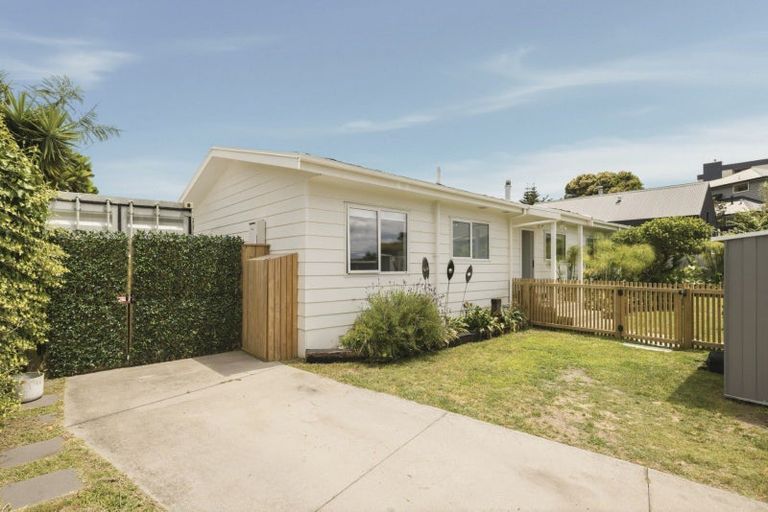 Photo of property in 5 Marjorie Lane, Papamoa Beach, Papamoa, 3118