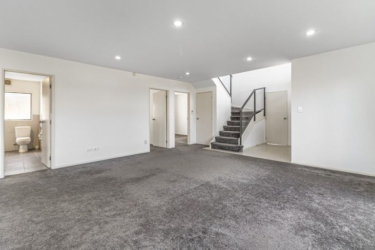 Photo of property in 37 Kestev Drive, Flat Bush, Auckland, 2016