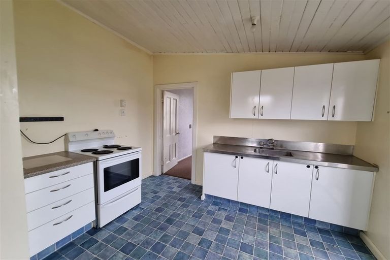 Photo of property in 14 Douglas Street, Balclutha, 9230