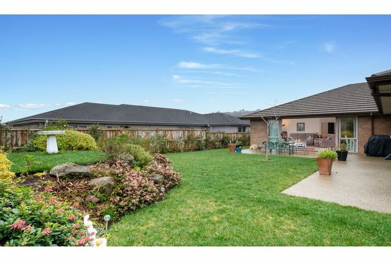 Photo of property in 18 Josh Road, Huapai, Kumeu, 0810