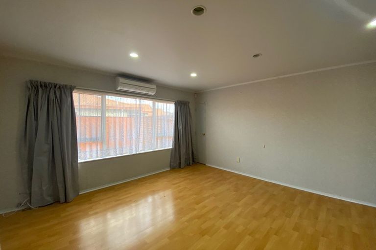 Photo of property in 8 Country Lane, Western Heights, Hamilton, 3200