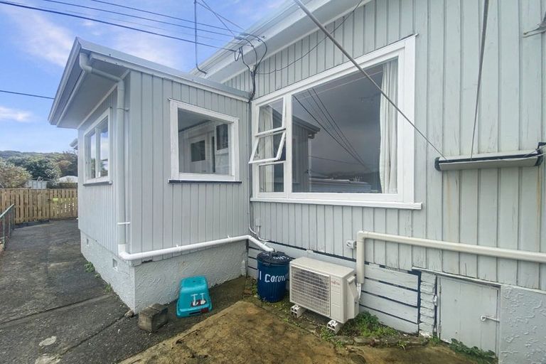 Photo of property in 1/11 Corunna Avenue, Newtown, Wellington, 6021