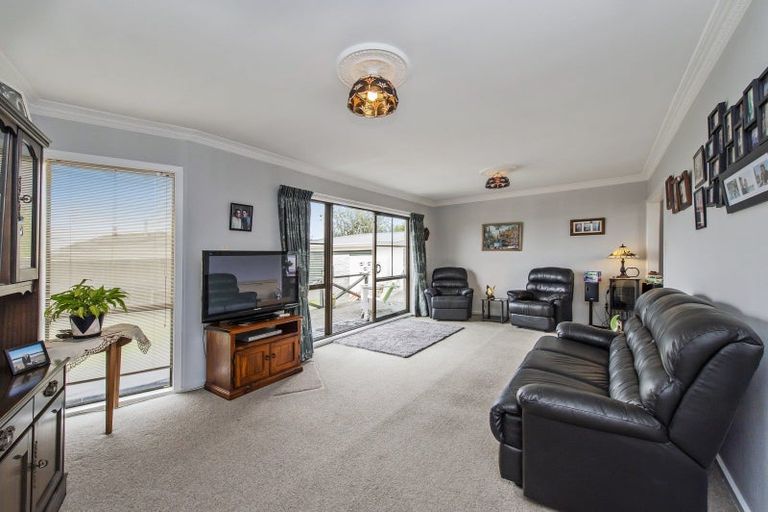 Photo of property in 3 Denise Crescent, Hornby, Christchurch, 8042
