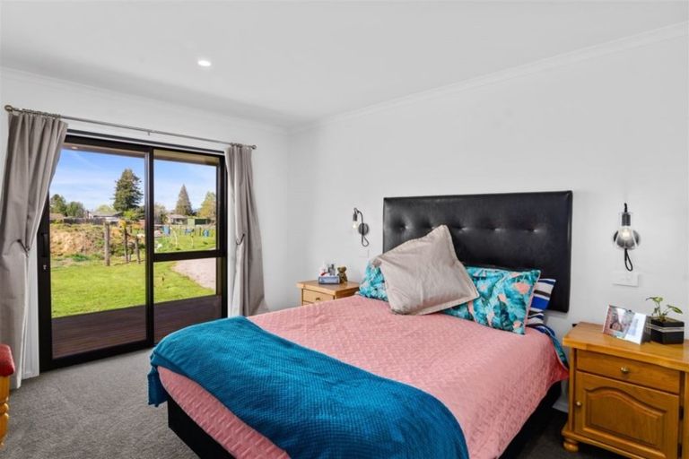 Photo of property in 10 Fryer Road, Hamurana, 3097