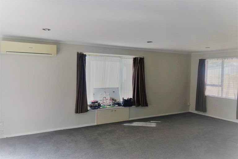 Photo of property in 25 Newfield Drive, Fairview Downs, Hamilton, 3214