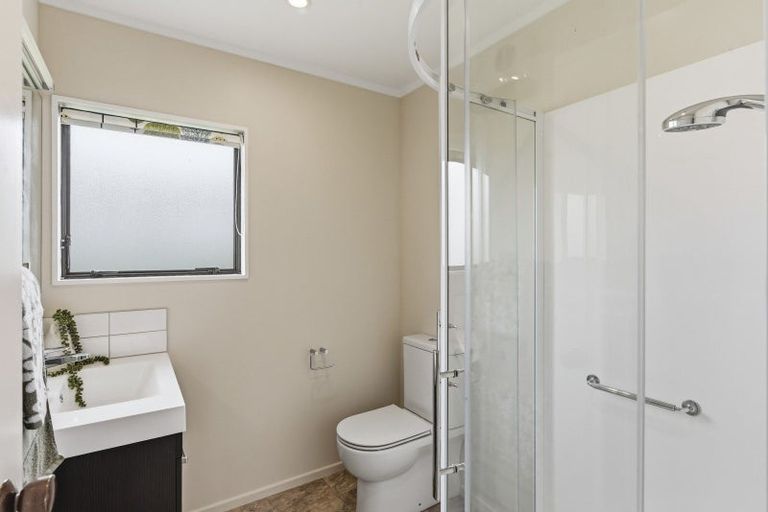 Photo of property in 15 Te Manuao Road, Otaki, 5512