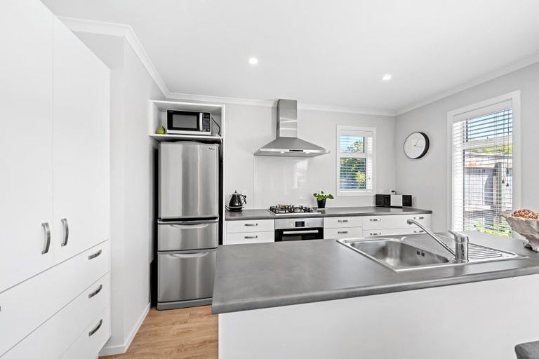 Photo of property in 336 Waiwhetu Road, Fairfield, Lower Hutt, 5011