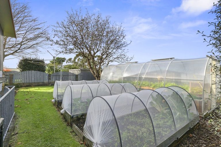 Photo of property in 167 Govett Avenue, Frankleigh Park, New Plymouth, 4310