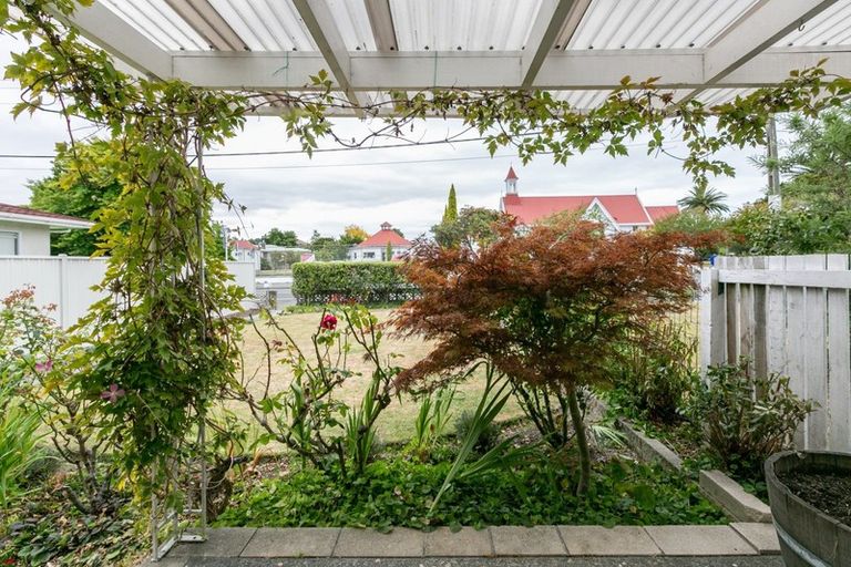 Photo of property in 52a Puketapu Road, Taradale, Napier, 4112