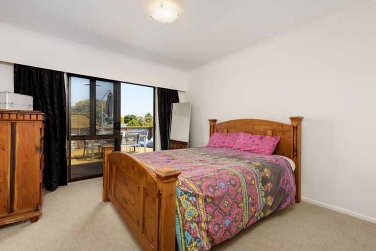 Photo of property in 4 Moorea Place, Mount Maunganui, 3116