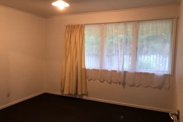 Photo of property in 6 Tawa Place, Waiuku, 2123