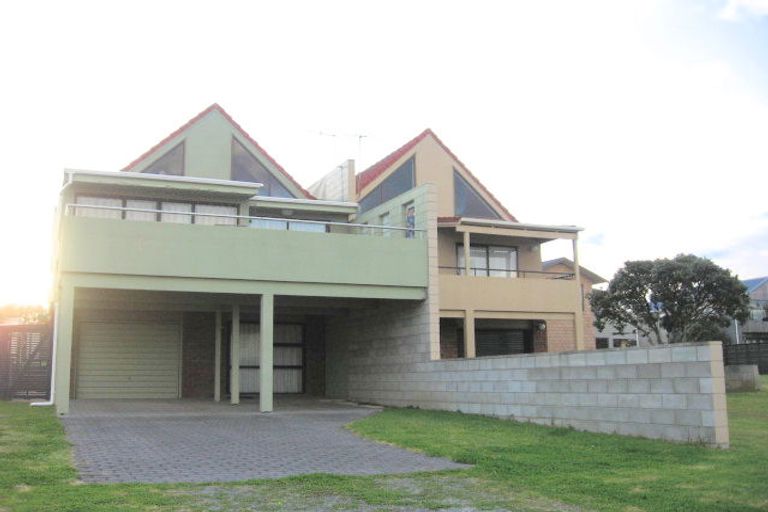 Photo of property in 117b Tangaroa Road, Whangamata, 3620