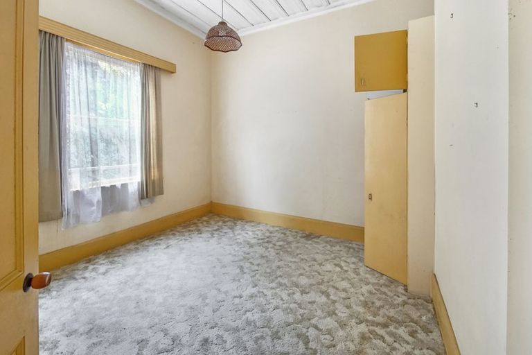 Photo of property in 77 King Street, Hikurangi, 0114