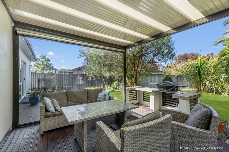 Photo of property in 28 Delta Mews Place, Clive, 4102