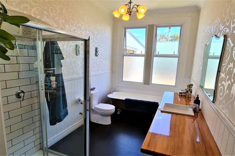 Photo of property in 29 Bright Street, Westport, 7825