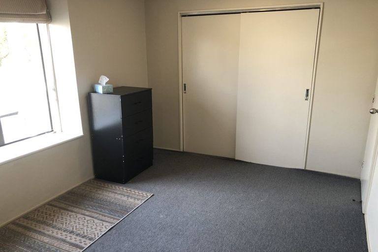 Photo of property in 10 George Street, Thorndon, Wellington, 6011