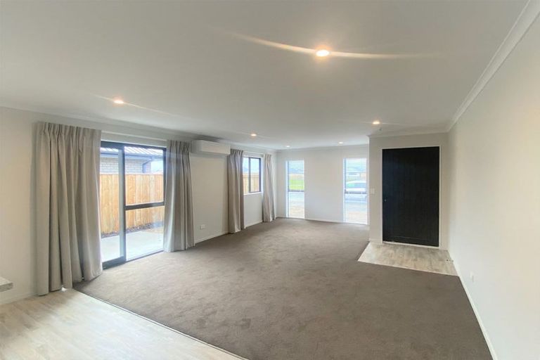 Photo of property in 80 Broadway Parade, Rolleston, 7615