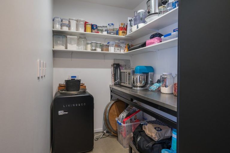 Photo of property in 12 Puketutu Grove, Motueka, 7120