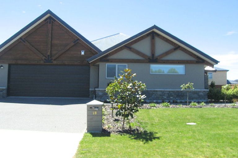 Photo of property in 18 Glen Oaks Drive, Northwood, Christchurch, 8051