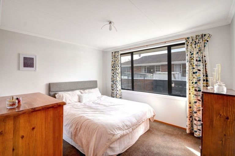 Photo of property in 17 Argyle Street, Mornington, Dunedin, 9011