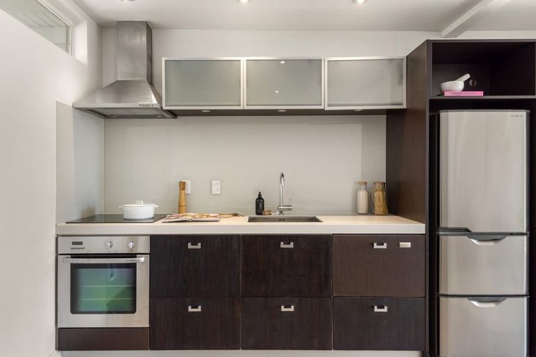 Photo of property in 3/73 Princes Street, Northcote Point, Auckland, 0627