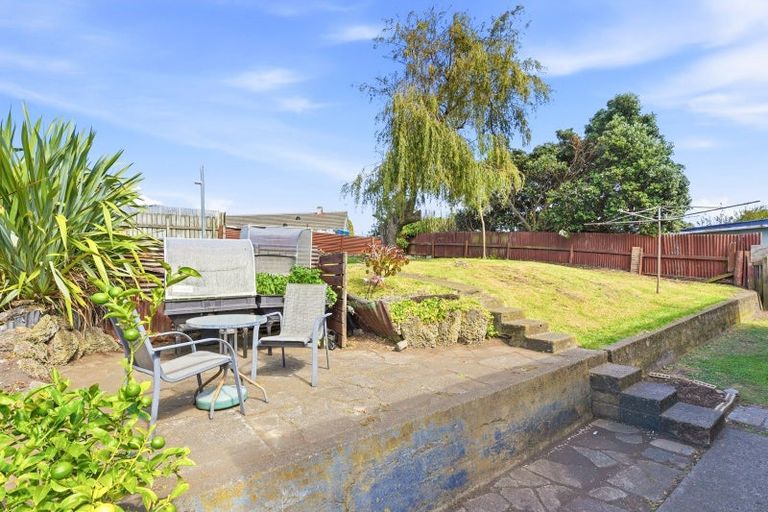 Photo of property in 111 Carlton Avenue, Tawhero, Whanganui, 4501