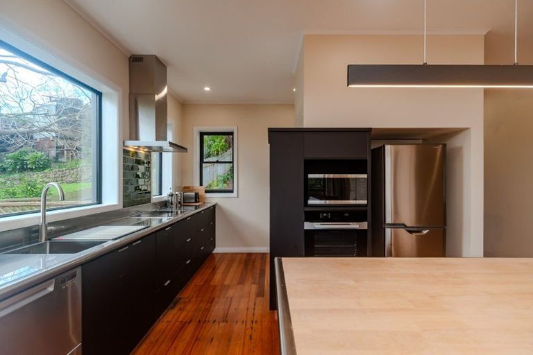 Photo of property in 9 Elphinstone Avenue, Strathmore Park, Wellington, 6022