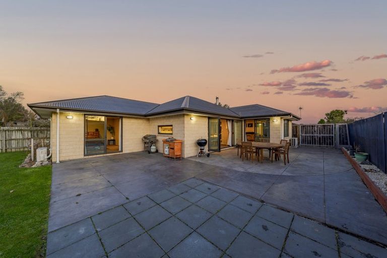 Photo of property in 42 Gladstone Road, Woodend, 7610