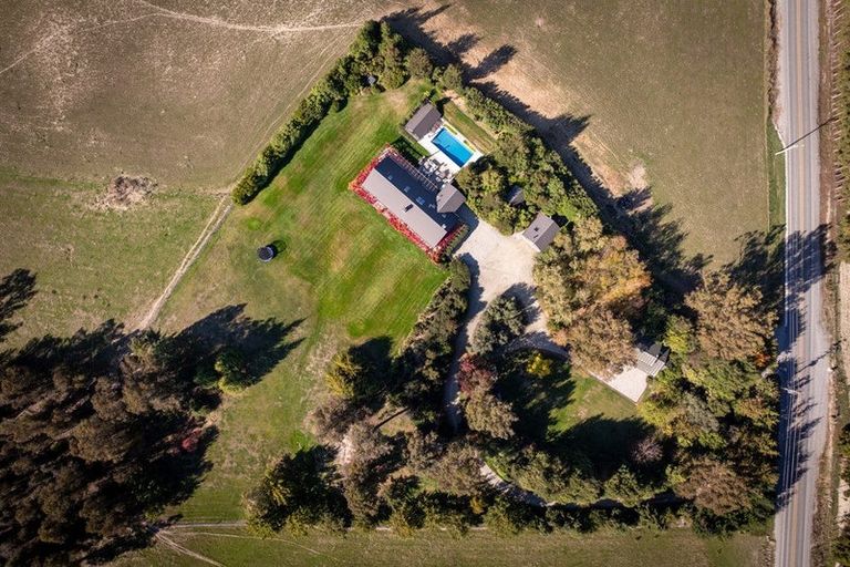 Photo of property in 355 Ballantyne Road, Wanaka, 9382