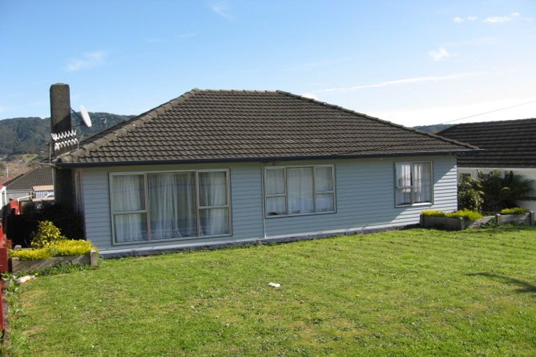 Photo of property in 34 Castlerea Street, Wainuiomata, Lower Hutt, 5014