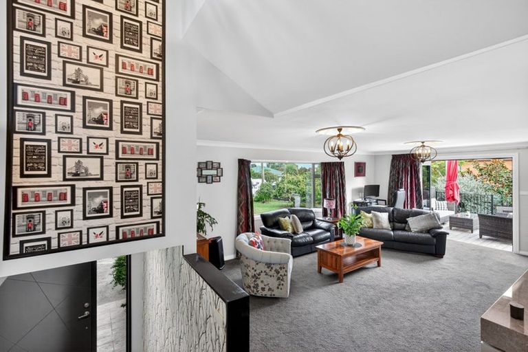 Photo of property in 15-17 Malcolm Street, Martinborough, 5711