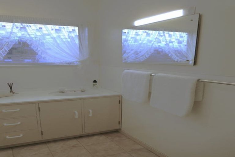 Photo of property in 28 Ngaere Avenue, Chartwell, Hamilton, 3210