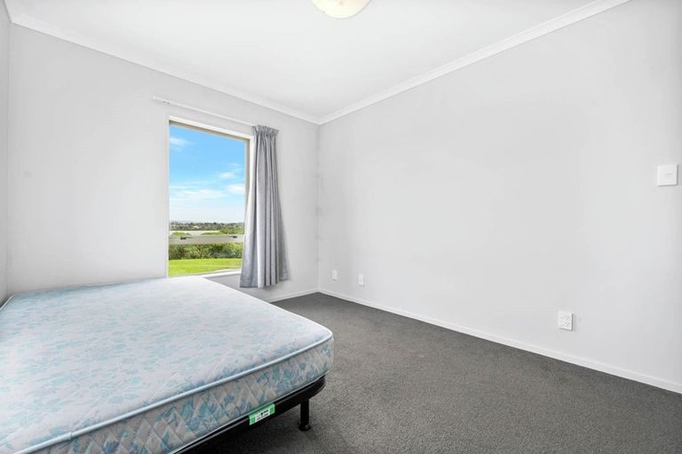 Photo of property in 48 Kaimoana Street, Weymouth, Auckland, 2103